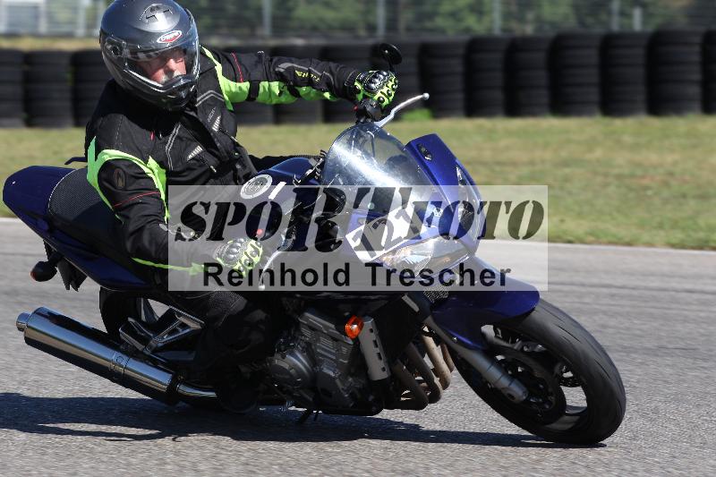 /Archiv-2025/48 25.08.2025 Cornu Master School ADR/blau-bleu/121